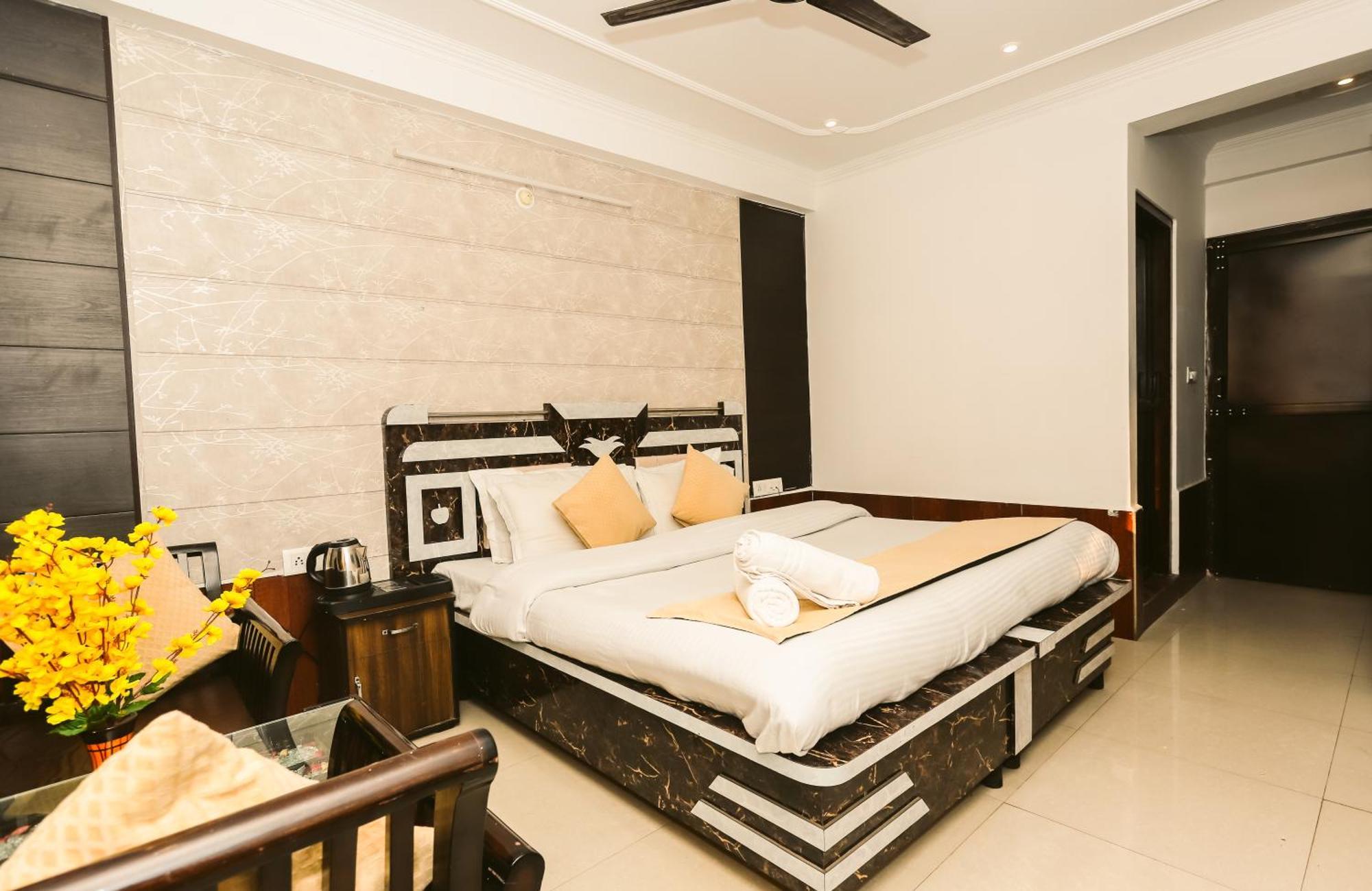 Mirage Grand McLeod Ganj Exterior foto